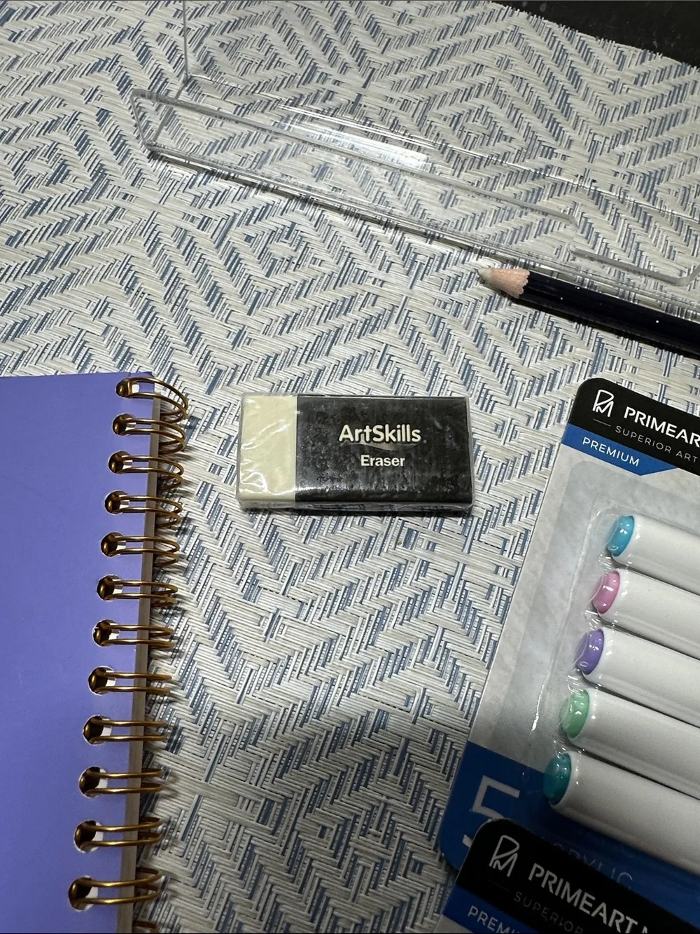 7 pc Art Bundle NWT
